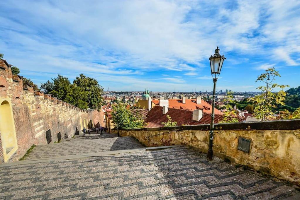 Old Town Herberghaus, 250M To Charles Bridge Apartment Prague Exterior photo